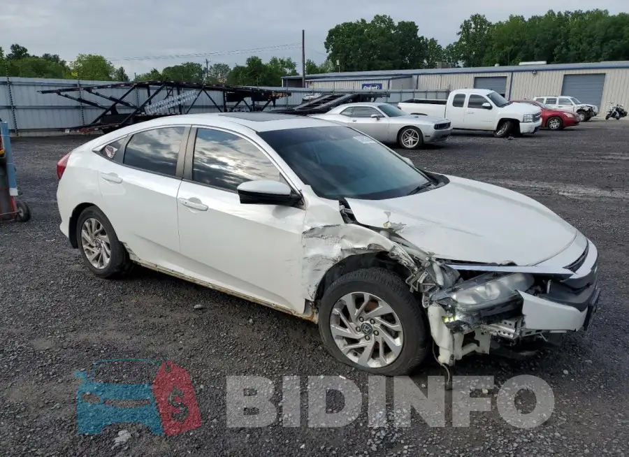 19XFC2F8XGE226364 Photo# 4