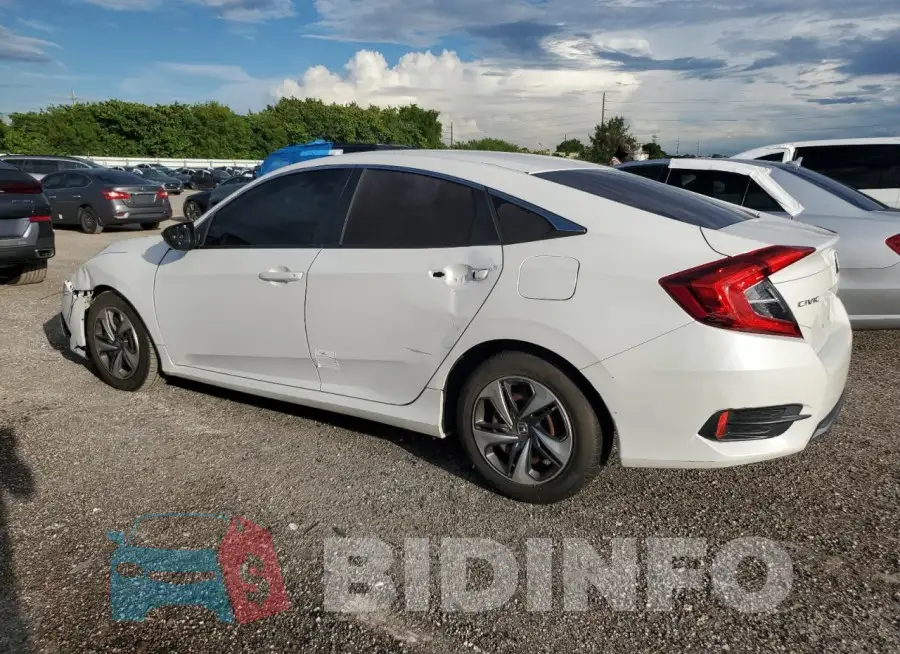 2HGFC2F6XKH558754 Photo# 2