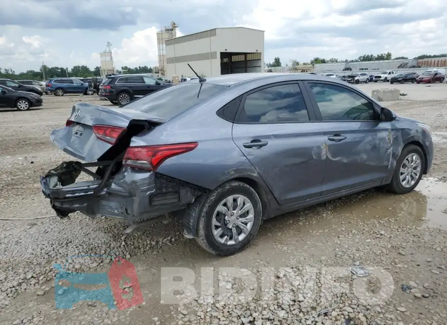 3KPC24A30JE014559 Photo# 3
