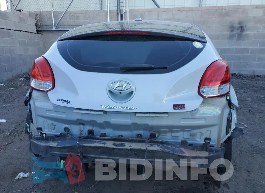 KMHTC6AD4FU218559 Photo# 6