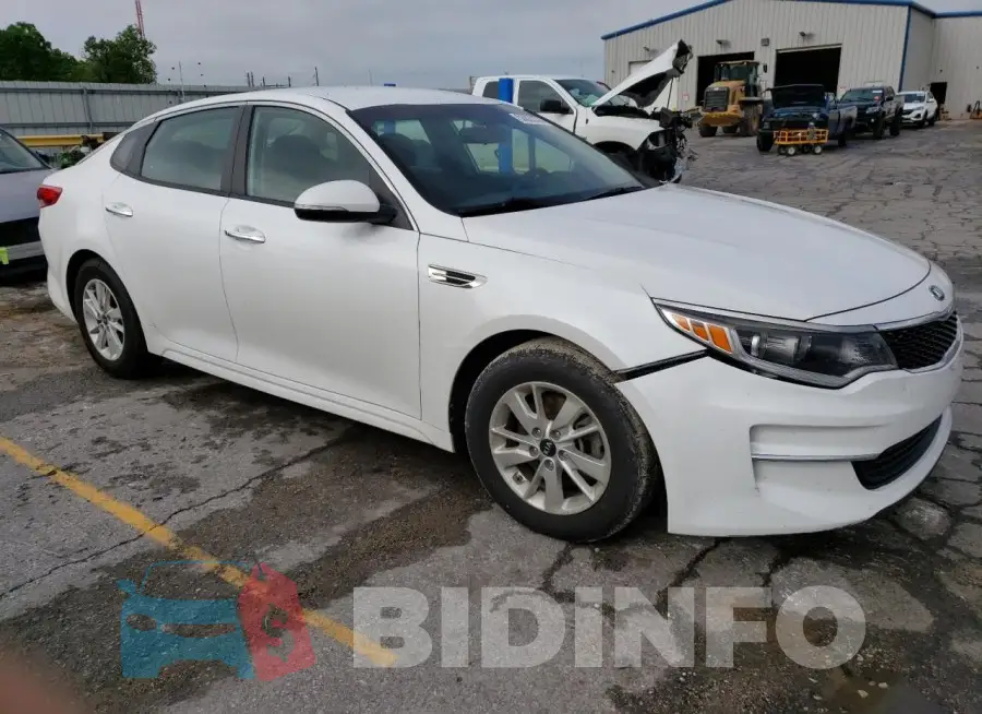 5XXGT4L32JG193478 Photo# 4