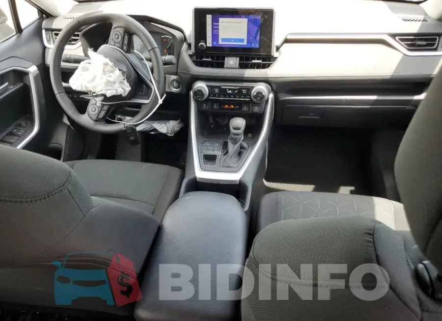 2T3P1RFV4PC381877 Photo# 8