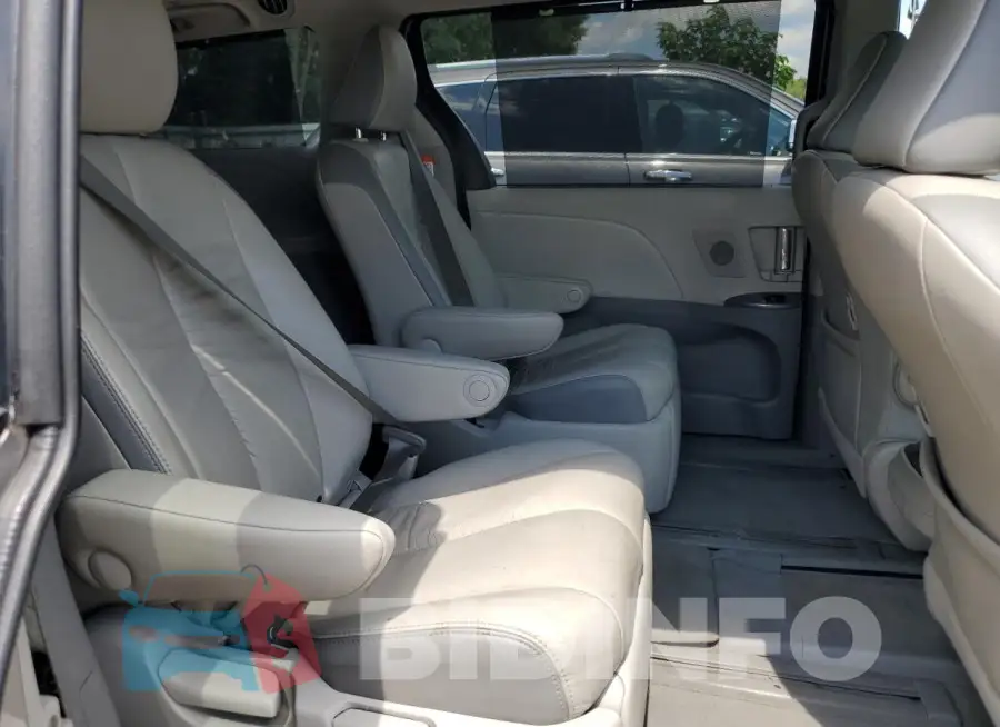 5TDXZ3DC1JS947413 Photo# 11