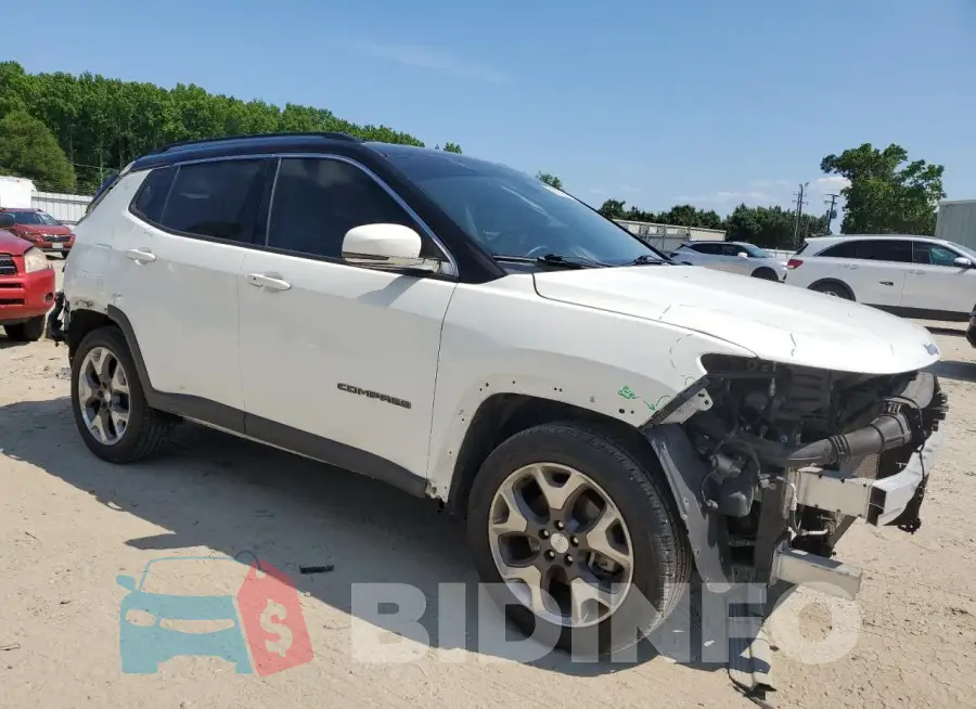 3C4NJCCB4LT125589 Photo# 4