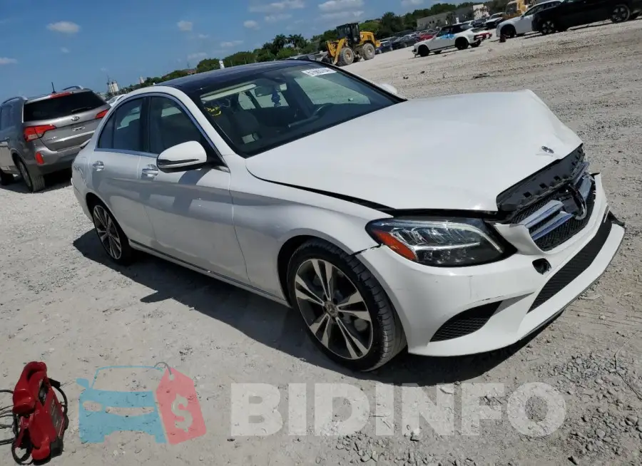 55SWF8DB9KU308869 Photo# 4