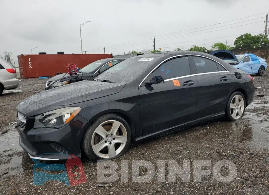 WDDSJ4EB4HN451167 Photo# 1