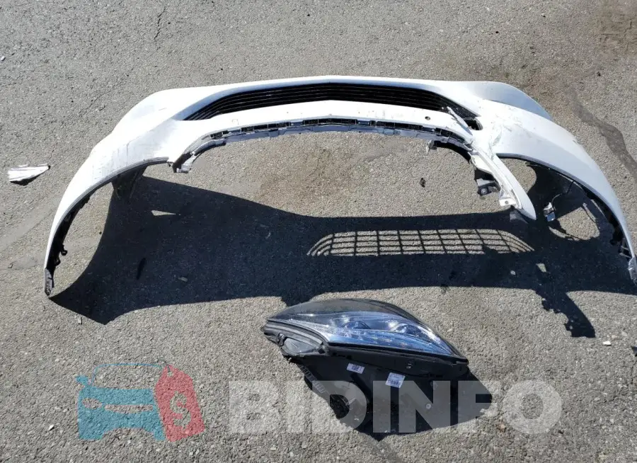 WDDUG8CB7FA178425 Photo# 12