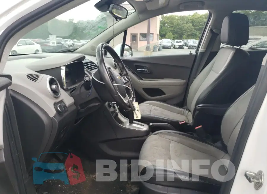 3GNCJPSB0GL142015 Photo# 7