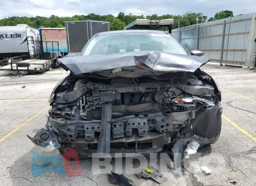 1FADP3F21FL372631 Photo# 5