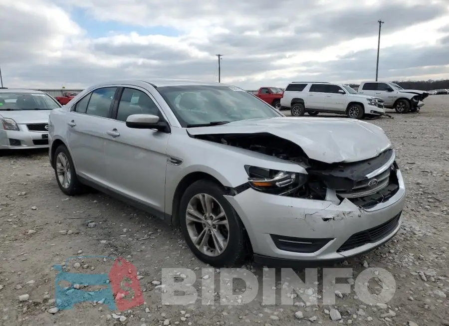 1FAHP2E88FG160156 Photo# 4