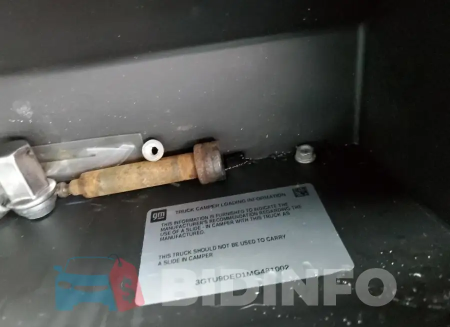 3GTU9DED1MG481002 Photo# 12