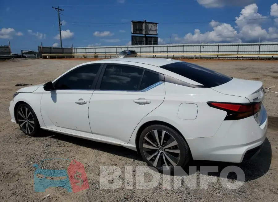 1N4BL4CV5KC180954 Photo# 2