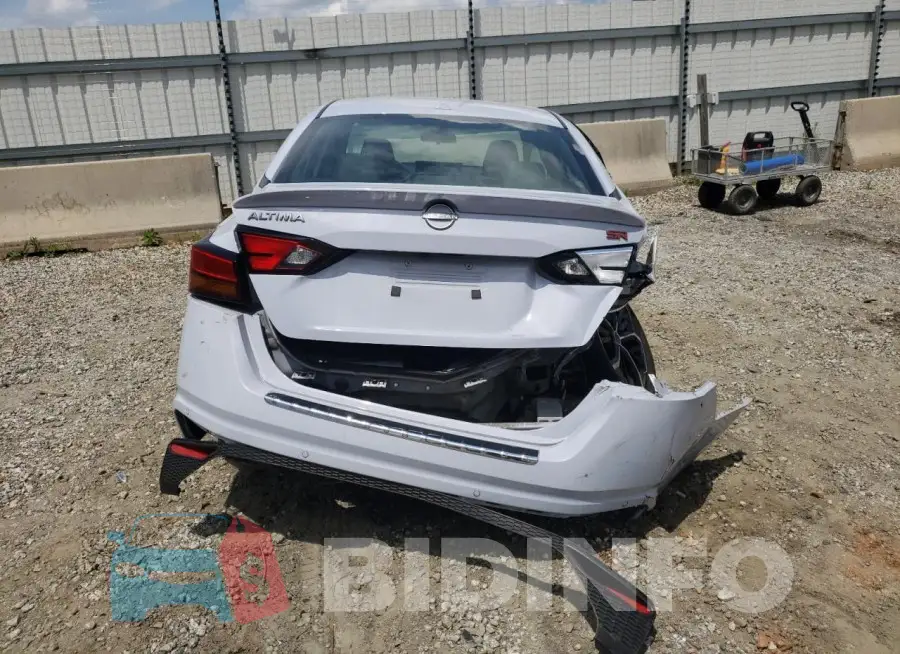 1N4BL4CV8PN401233 Photo# 6