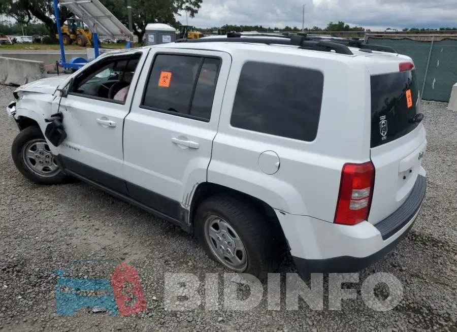 1C4NJPBA4GD688038 Photo# 2