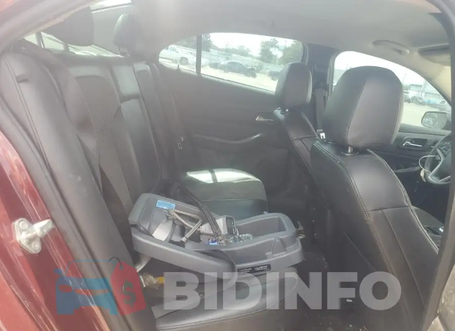 1G11D5SL8FF253174 Photo# 10