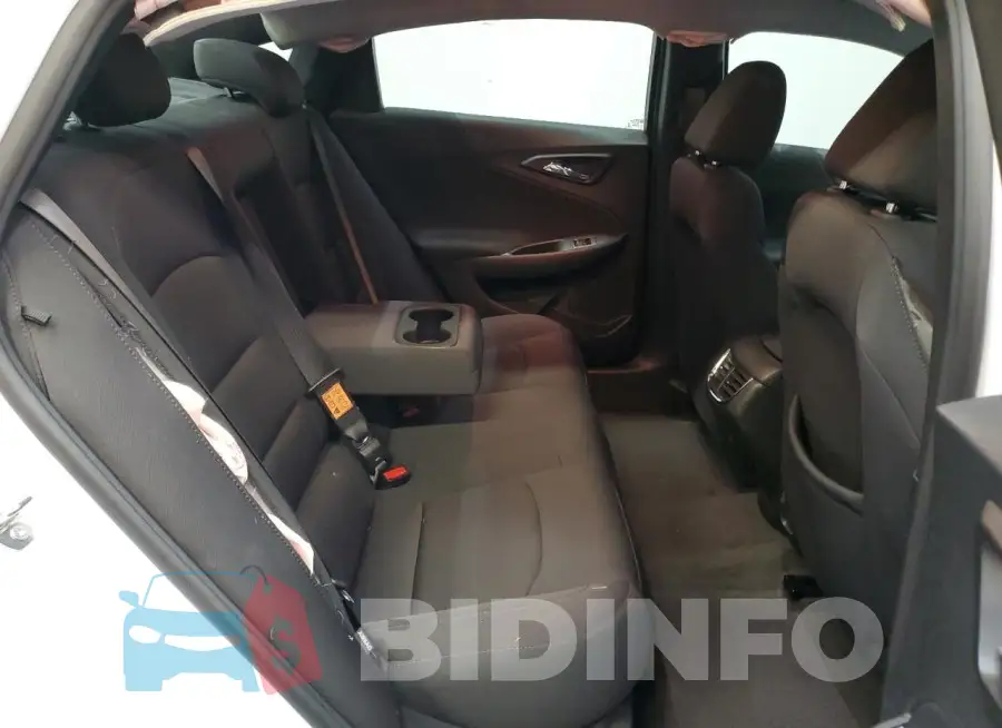 1G1ZD5ST5RF131041 Photo# 10