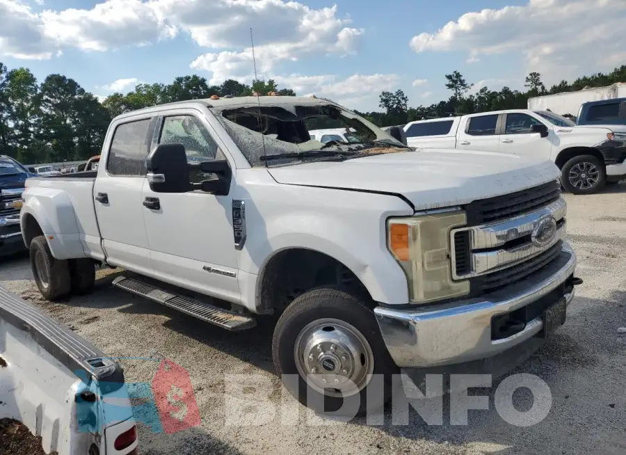 1FT8W3DT0JEB22126 Photo# 4