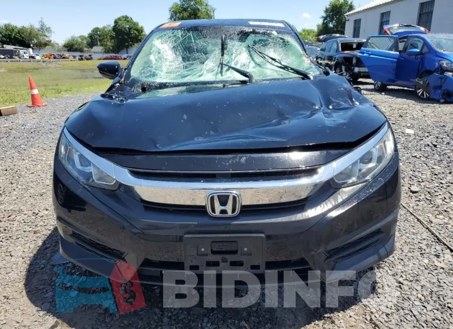19XFC2F58HE203320 Photo# 5