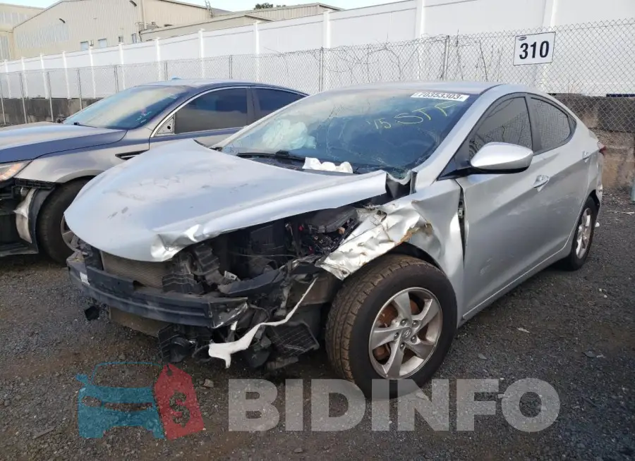 5NPDH4AE3FH580772 Photo# 1