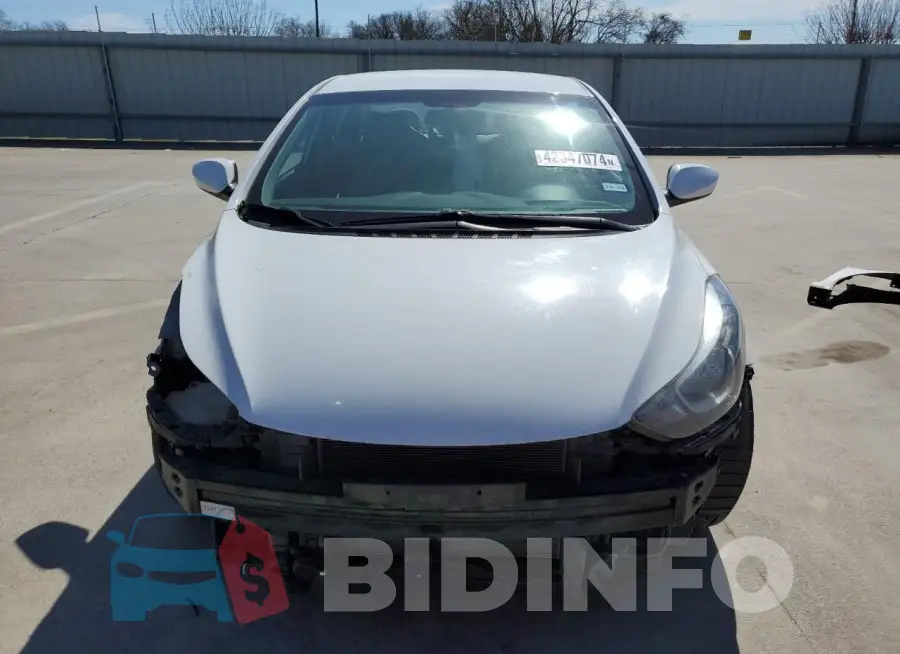 5NPDH4AE8GH784937 Photo# 5