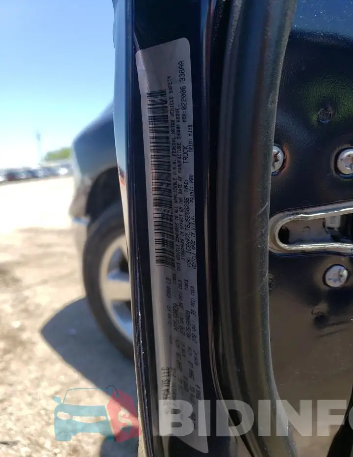 1C6RR7LT6JS268236 Photo# 12