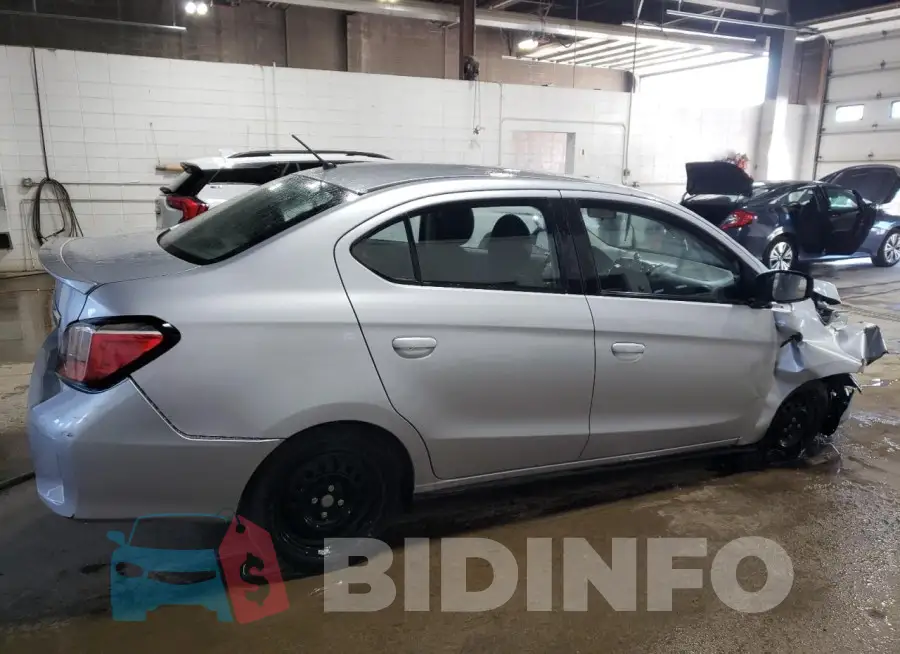 ML32FUFJ4PHF04633 Photo# 3