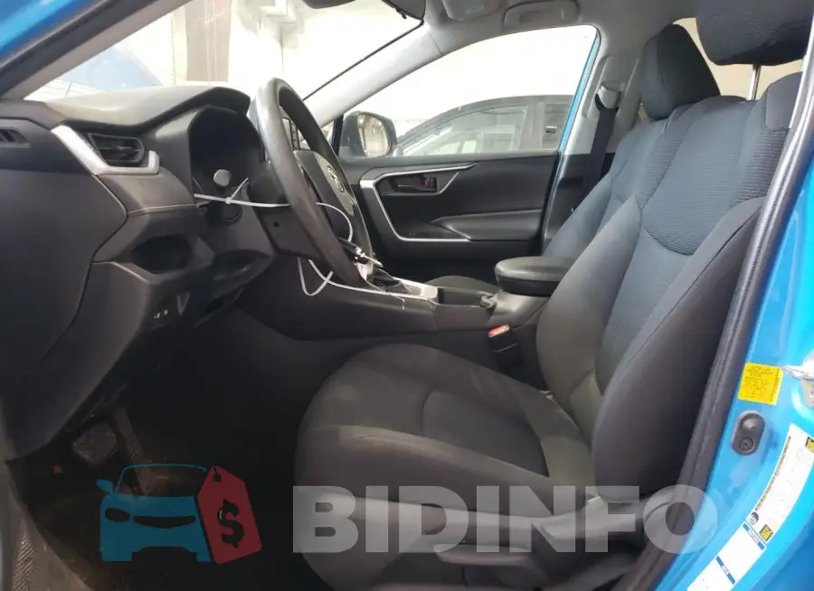 2T3F1RFV6KW082877 Photo# 7