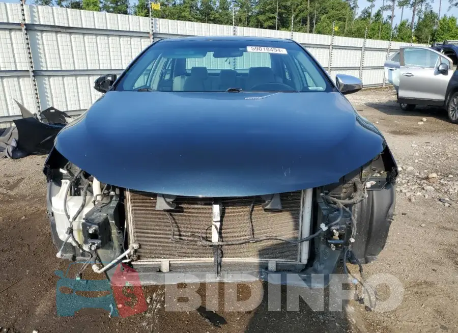 4T1BF1FK5FU022885 Photo# 5