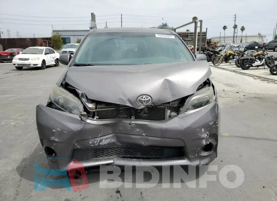 5TDXK3DC2FS657953 Photo# 5