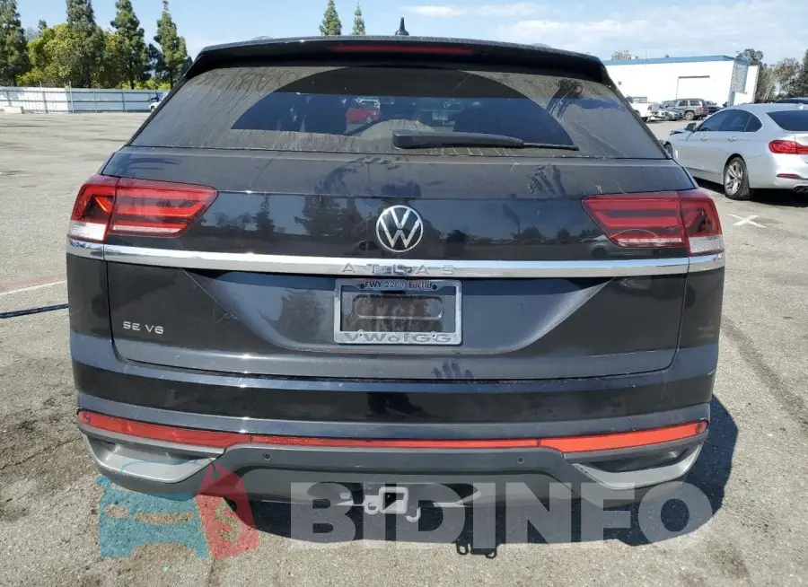 1V2WE2CA0PC213338 Photo# 6