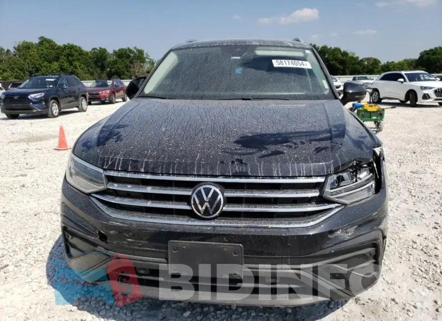 3VV3B7AX8NM118332 Photo# 5