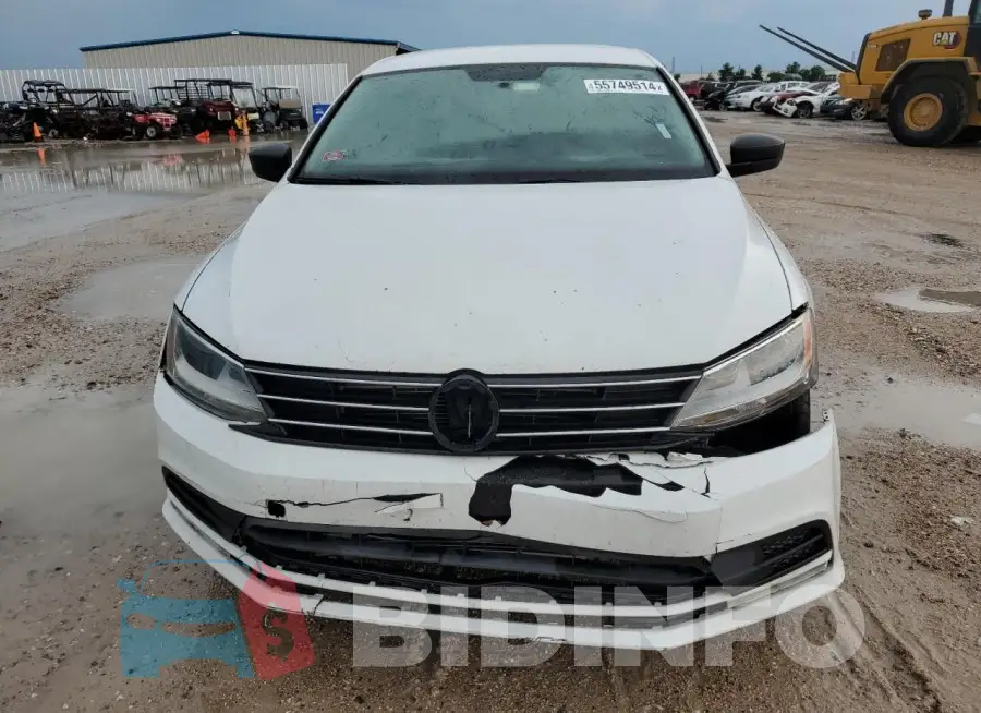 3VW267AJ2GM277096 Photo# 5