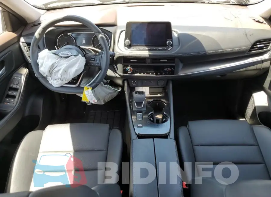 JN8BT3BA4PW423523 Photo# 8