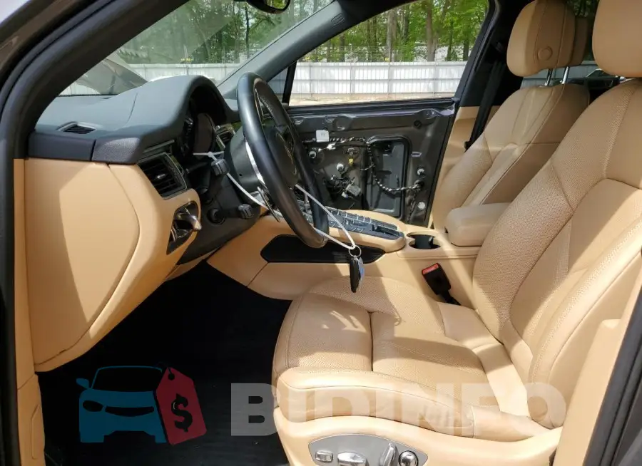 WP1AB2A58JLB35827 Photo# 7