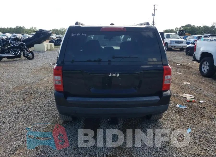 1C4NJPBB6FD328387 Photo# 6