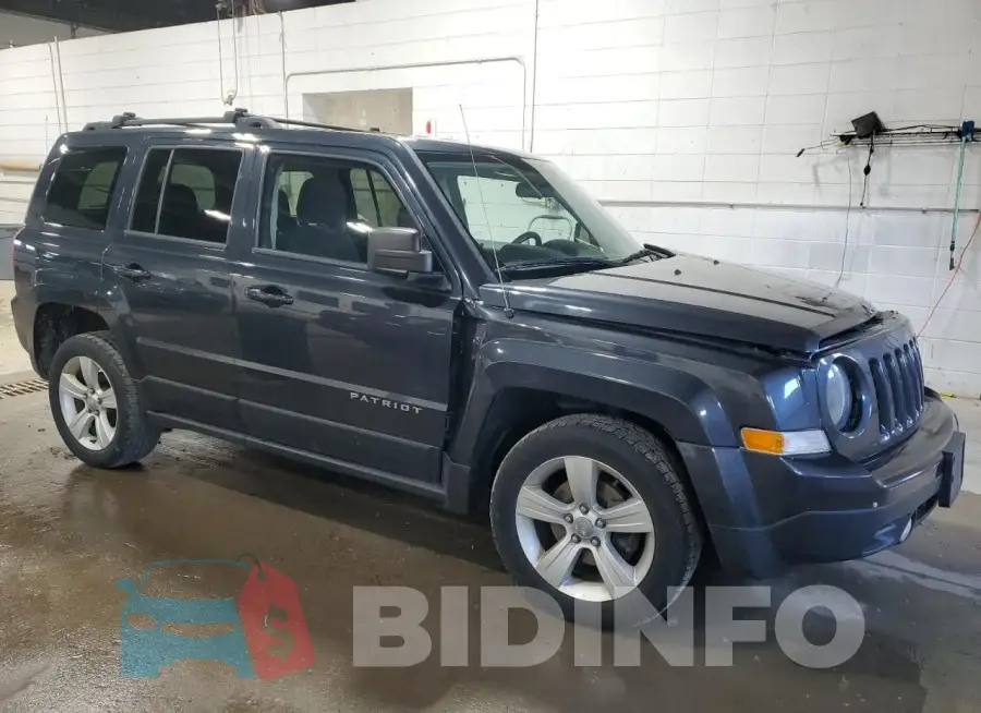 1C4NJRFB8FD259143 Photo# 4