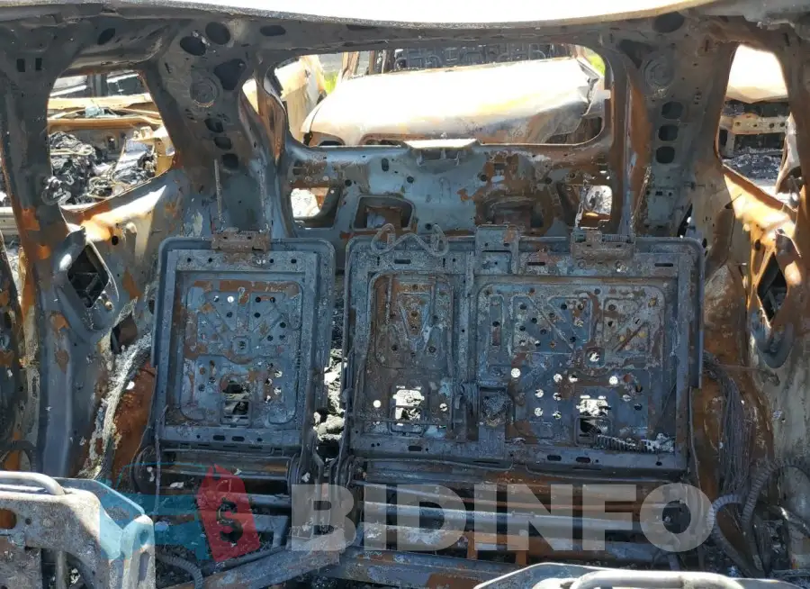 1C4RJFLT8JC475862 Photo# 10