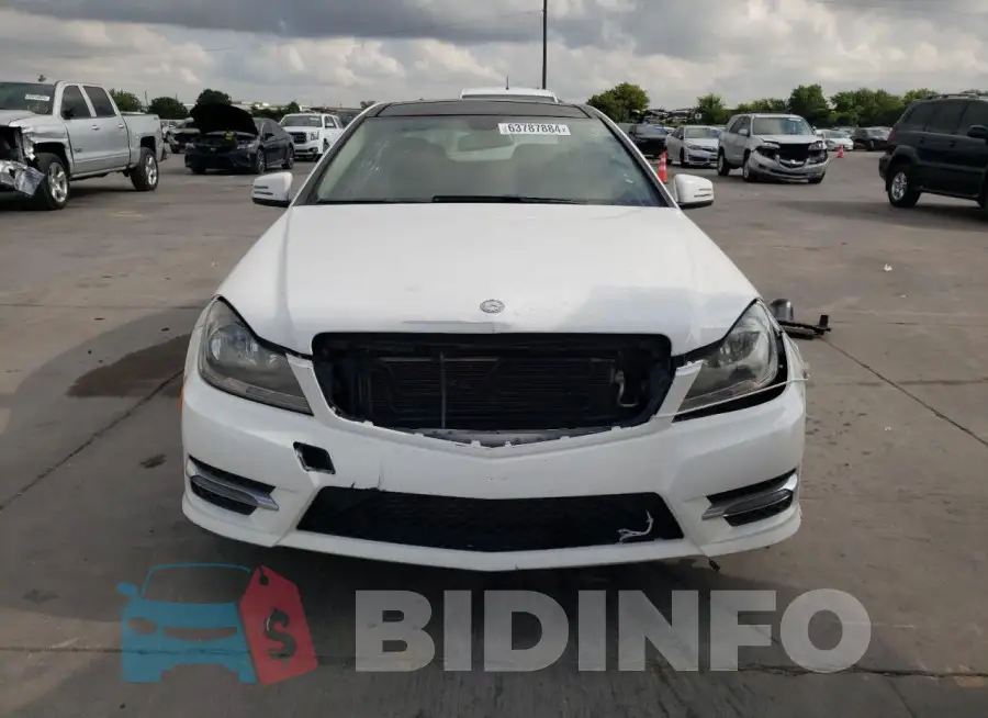 WDDGJ4HB8FG397942 Photo# 5