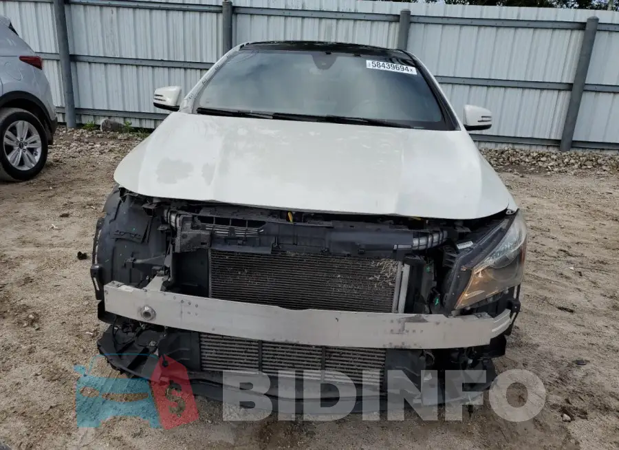 WDDSJ4EB4HN422218 Photo# 5