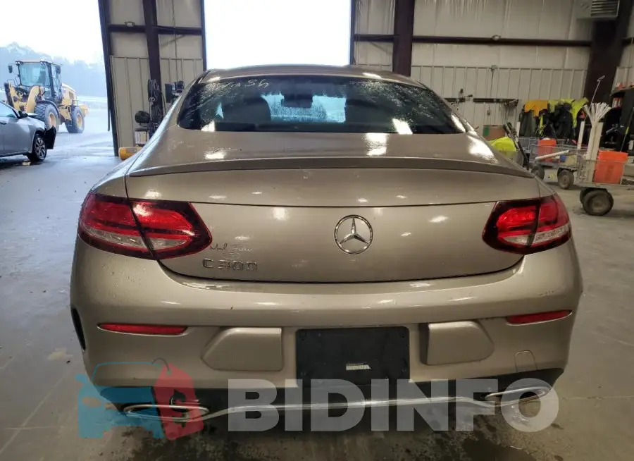 WDDWJ8DB9KF837272 Photo# 6