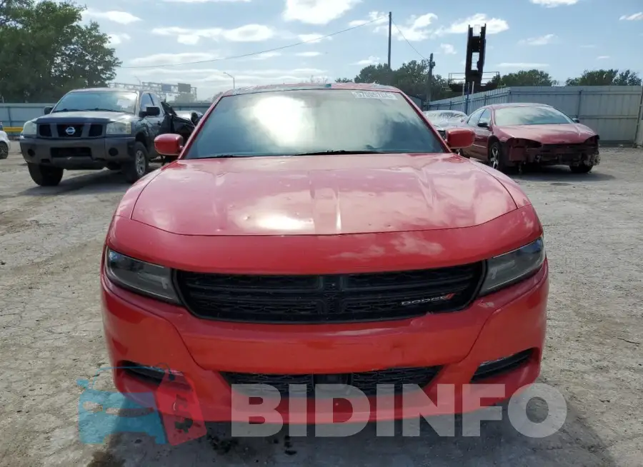 2C3CDXHG5FH745573 Photo# 5