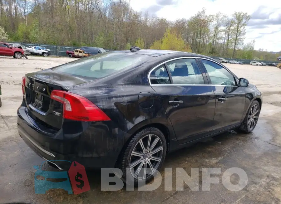 LYV402TK4HB131442 Photo# 3