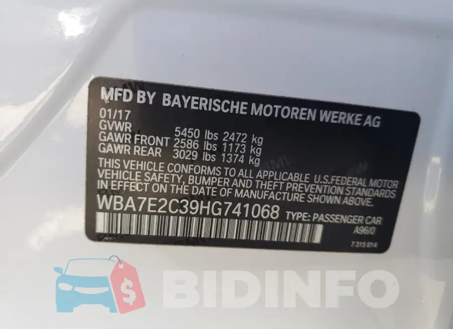 WBA7E2C39HG741068 Photo# 12