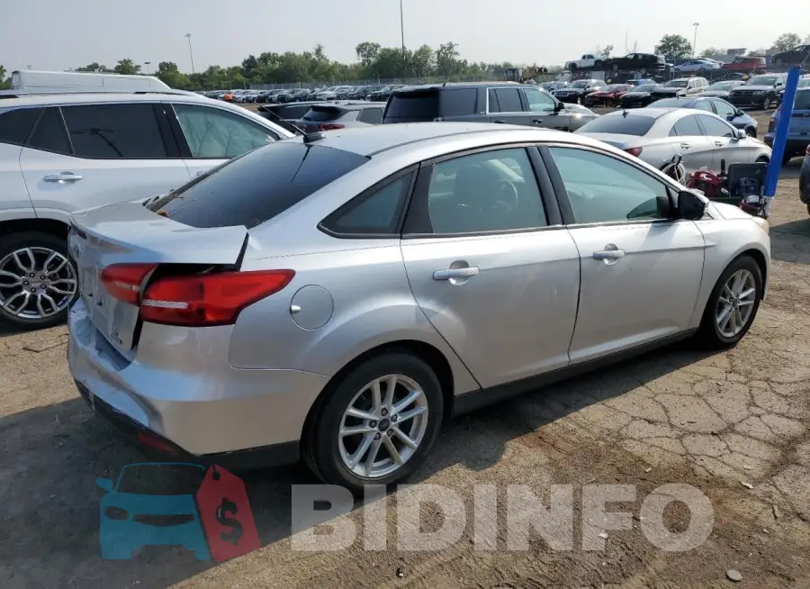 1FADP3F27GL288671 Photo# 3