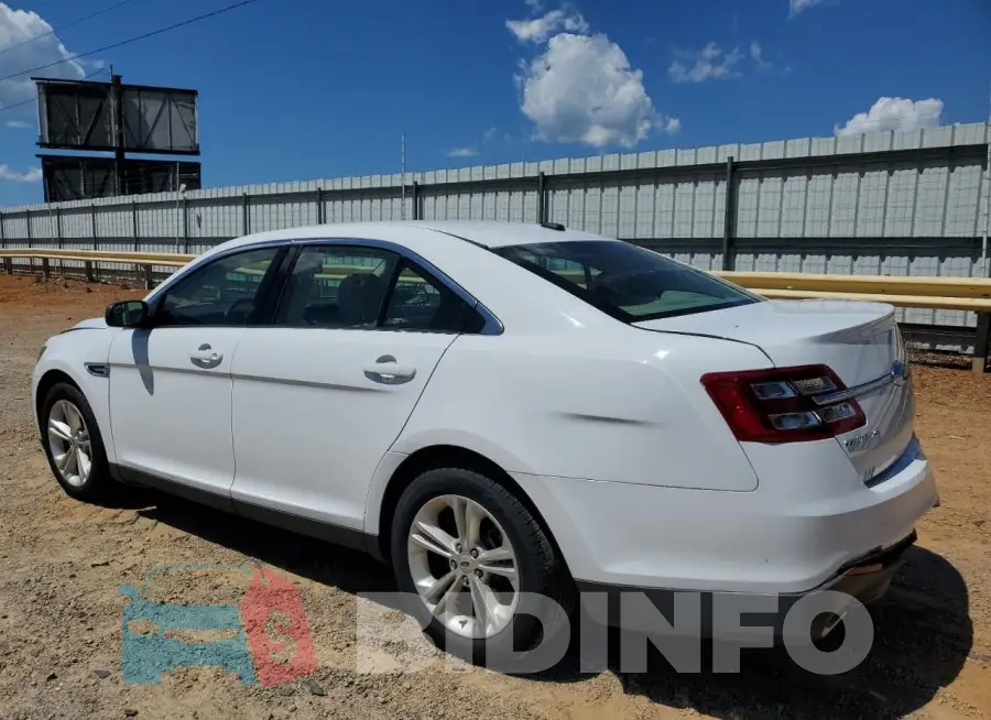 1FAHP2D84JG141131 Photo# 2