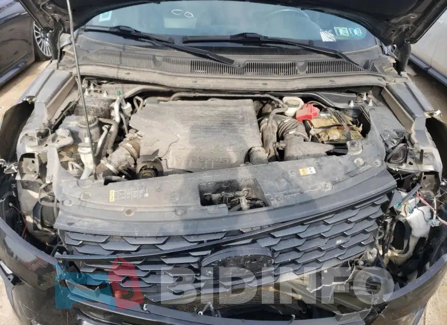 1FM5K8GT1JGB53554 Photo# 12