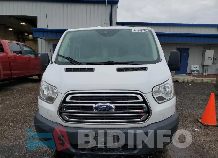 1FTYR1ZM9JKB16937 Photo# 5