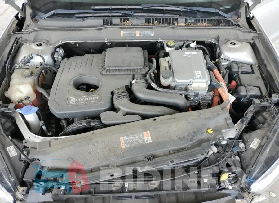 3FA6P0UU8GR394043 Photo# 11