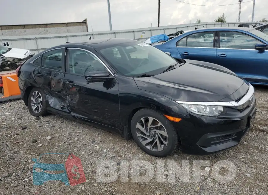 19XFC2F73HE081807 Photo# 4