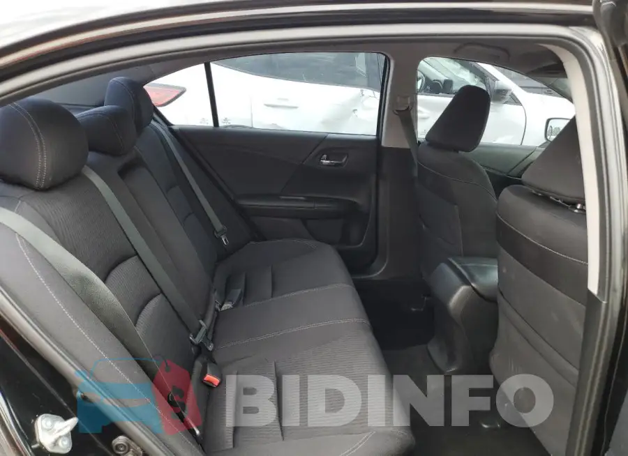 1HGCR2F58FA157264 Photo# 10